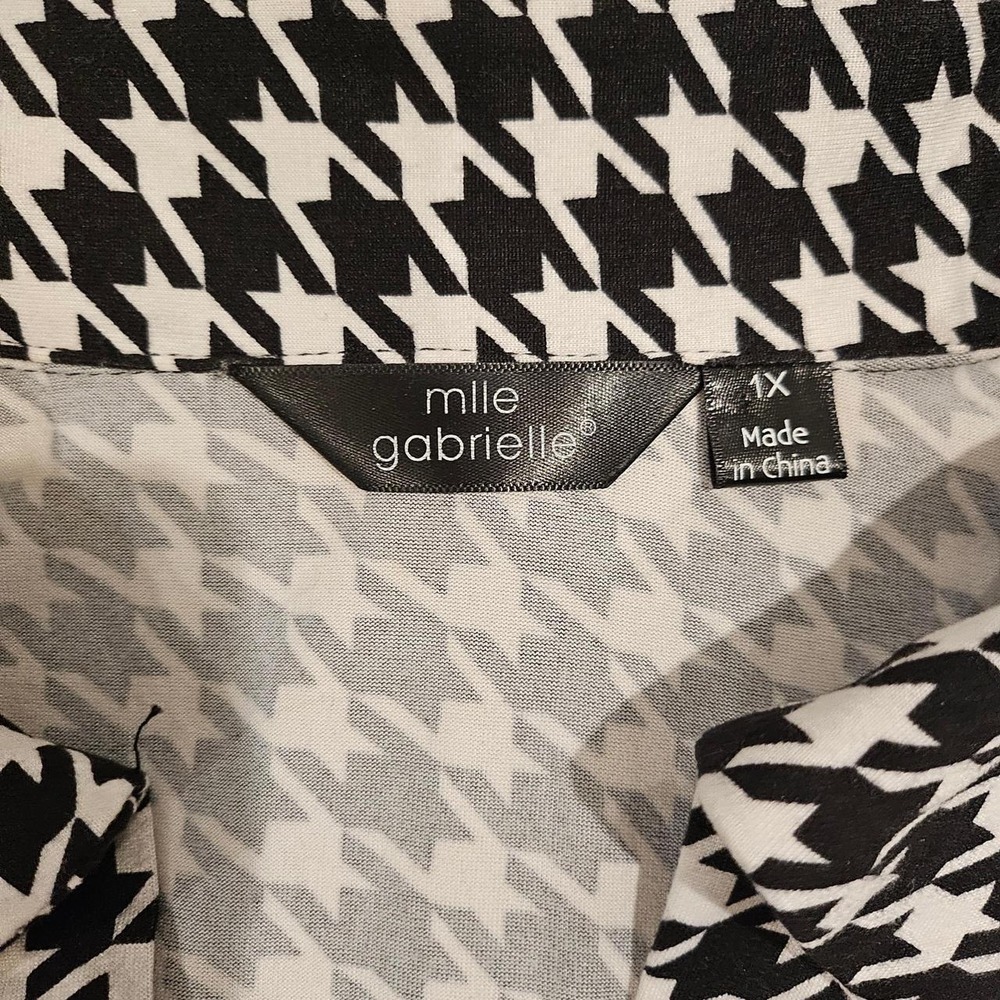 Mlle Gabrielle black and white collared houndstooth dress in size 1X - Picture 2 of 4